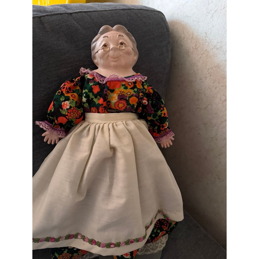Doll grandma and grandpa. - Picture 4 of 8